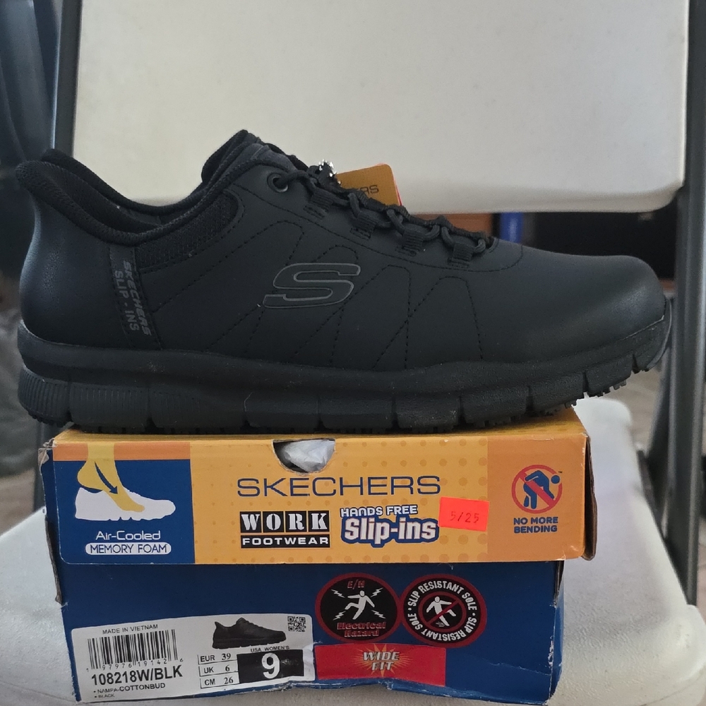 Skechers Women's Black Slip-Ins Sneakers